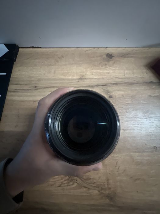 Canon EF 85mm f/1.2L II USM