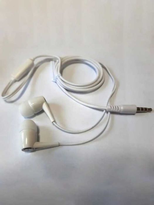 Наушники проводные с микрофоном