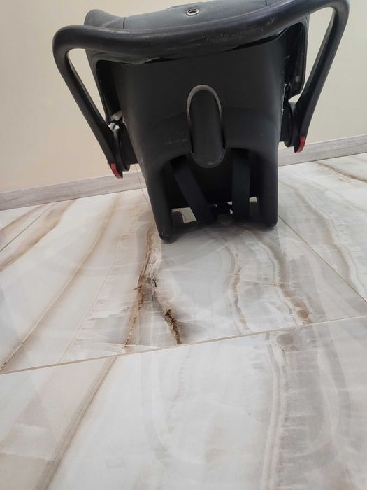 Стол за кола-кошница