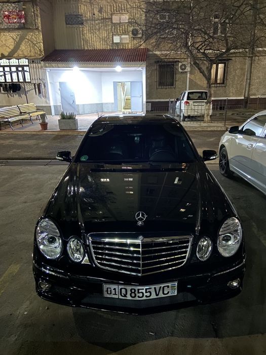 Mercedes benz w211