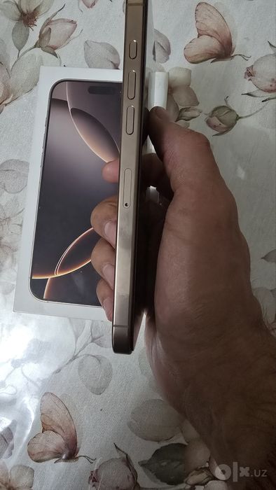 iPhone 16pro max 256gb
