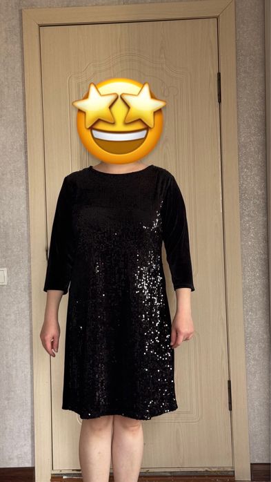 Платье с пайетками