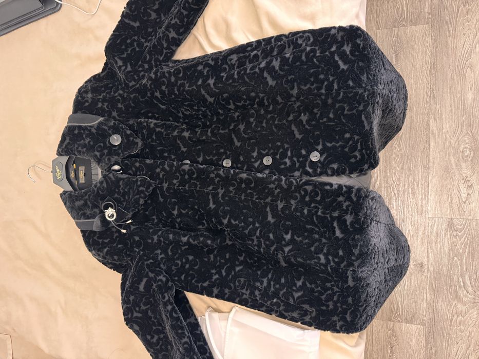 Новое пальто,на продажу