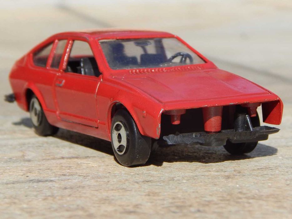 Macheta Alfa Romeo Alfetta GT Coupe sc 1:43 Polistil Italia cu lipsuri