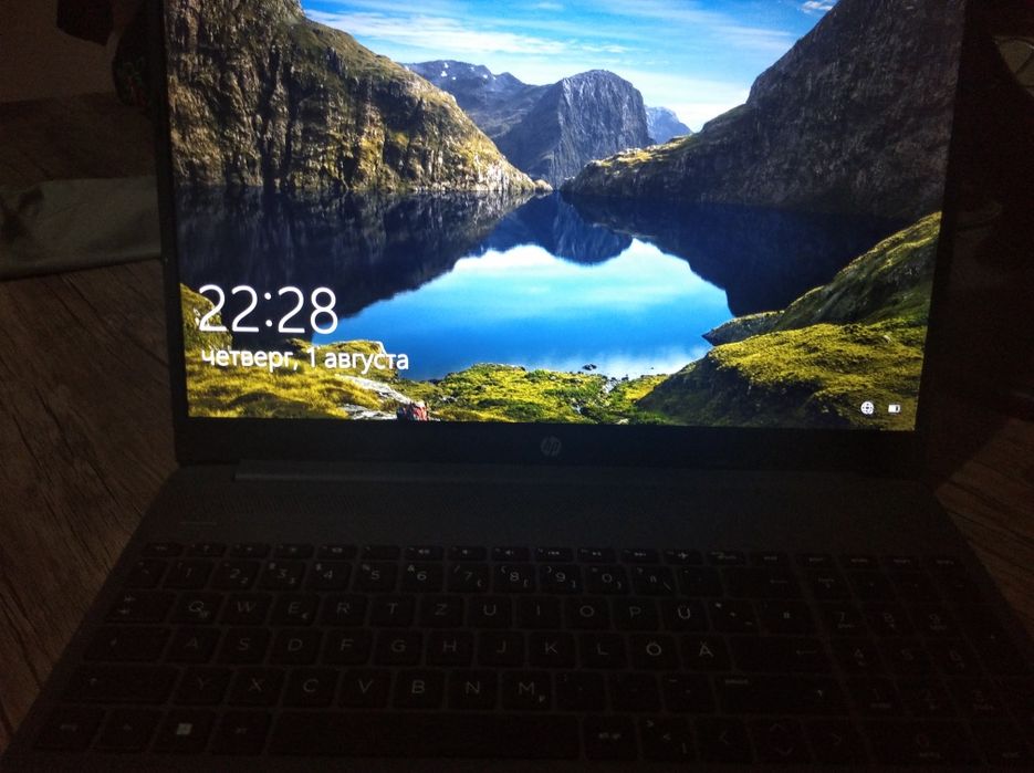 Hp kompyuter yangi germanyadan olib kelingan