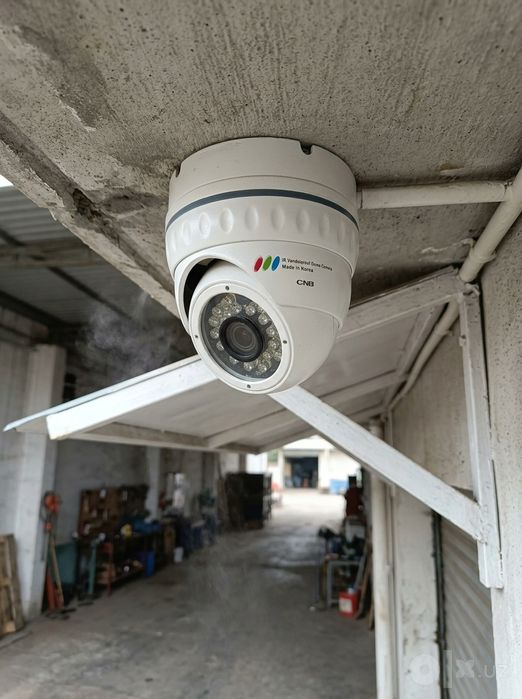Комплект видеонаблюдения Hikvision 4 камеры + регистратор + монитор LG