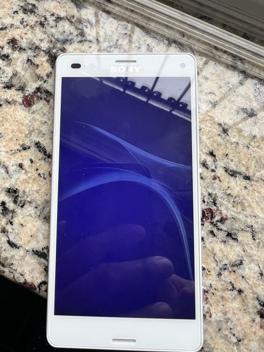 Sony Xperia Z3 Compact D5803 white nou nout ,functional orice retea!