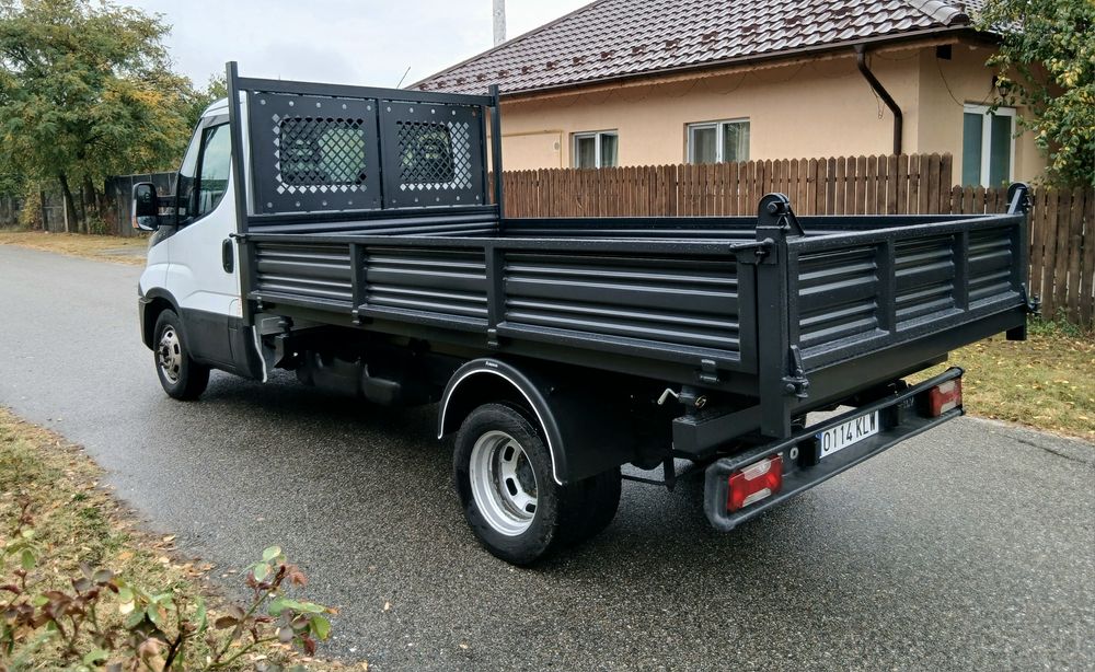Iveco Daily basculabil cu klimă