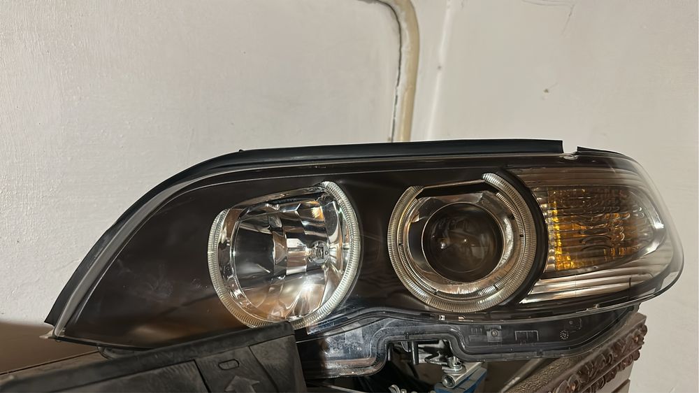 Фары BMW X5 E53 в идеальном состоянии