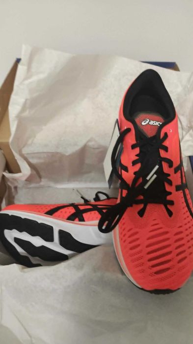 ASICS Novablast Tokyo