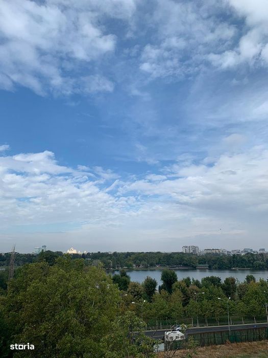 Vanzare apartament 5 camere tip penthouse Floreasca — fotografia 1