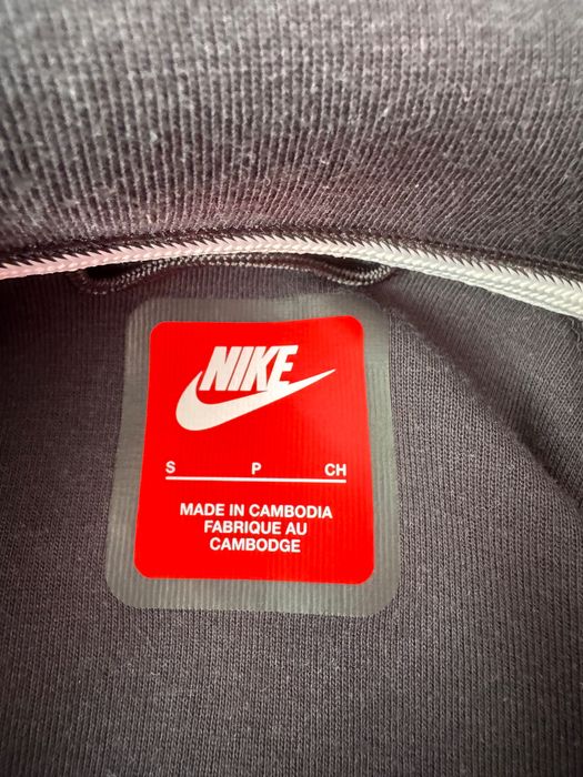 Nike tech fleece черен суичър
