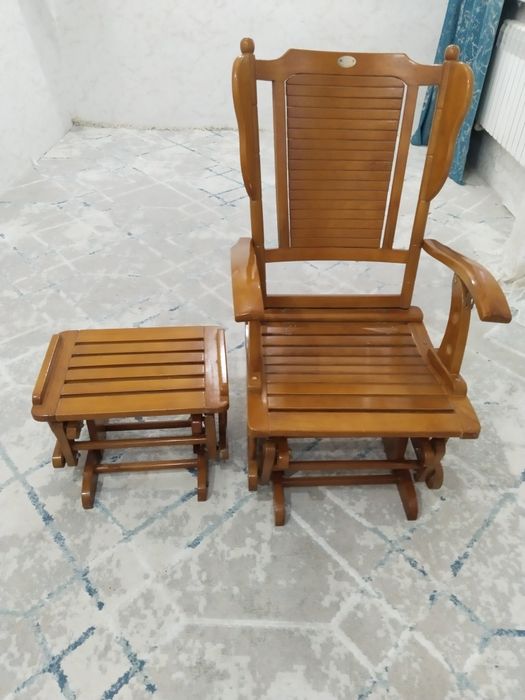 Кресло качельный деревянные