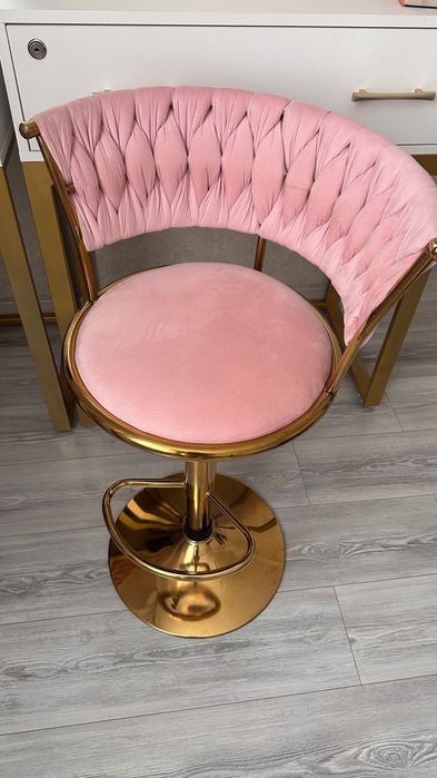 Стул для визажиста