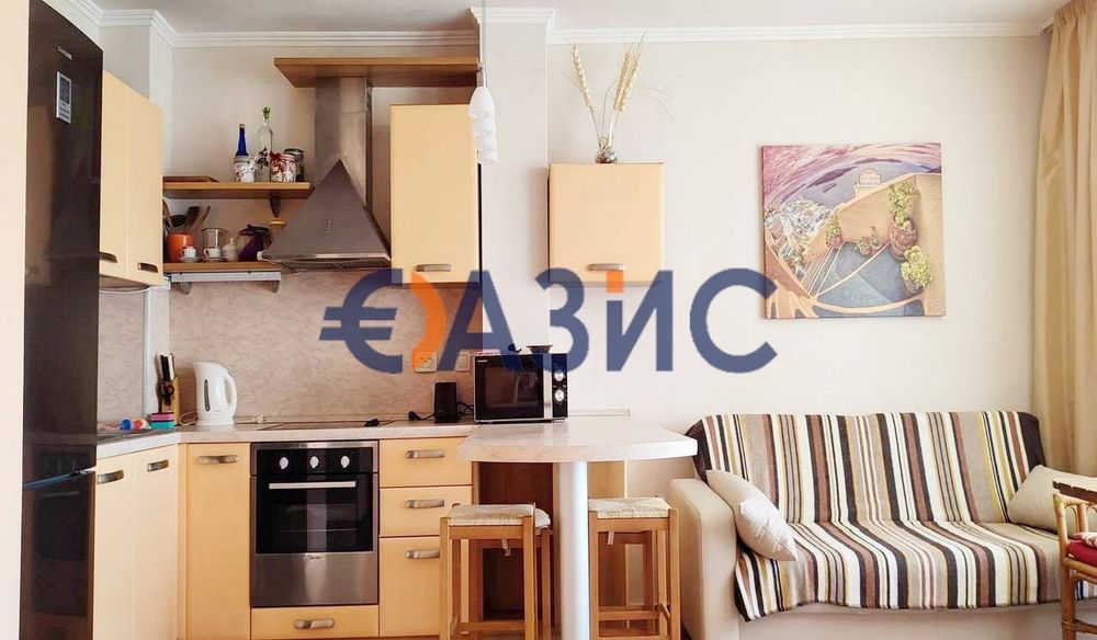 Продава се Тристаен апартамент в Свети Влас - 75 кв.м за 1600 €/кв.м - Снимка #3