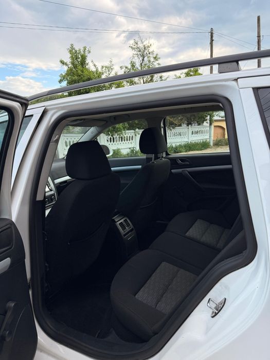 Skoda Octavia 1.9 tdi bls 2010  navigatie android