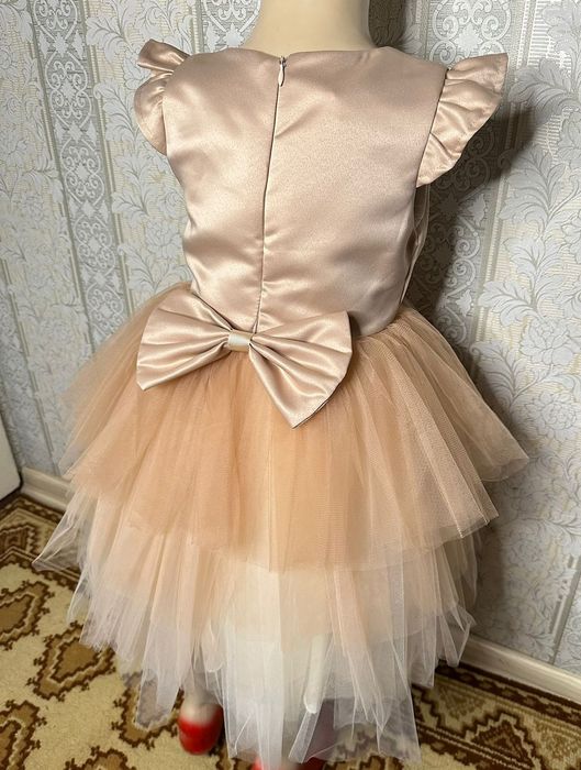 Платья для девочек