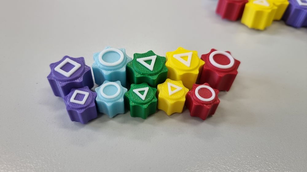 Squid game Гонги игра с топчета зарчета, дакджи, ddakji скуид гейм