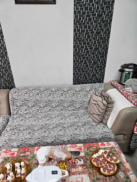 Подарявам 3 части диван