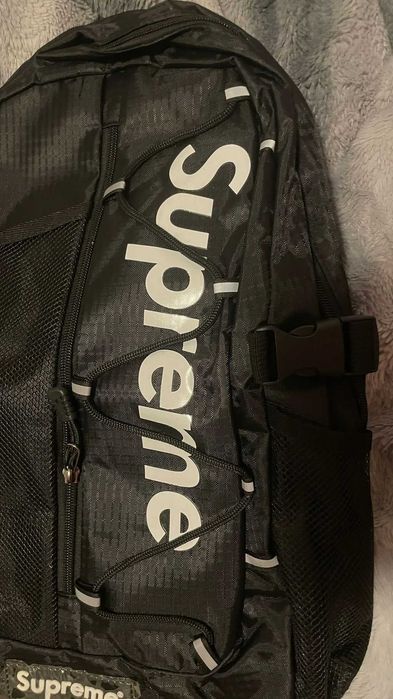 Ghiozdan/ rucsac Supreme, nou cu etichete, negru