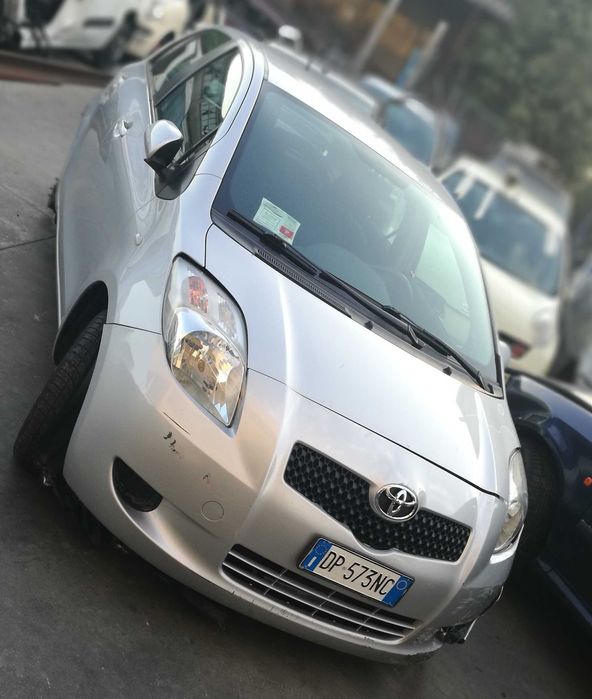 Кора  етаж над резервната гума за Тойота Ярис/Toyota Yaris 2006--2011