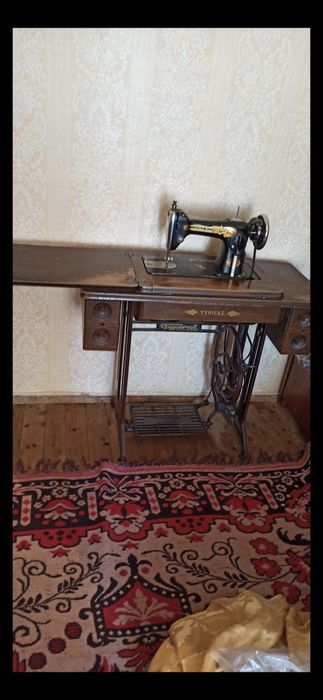 Крачна шевна машина  . Състояние използвана.