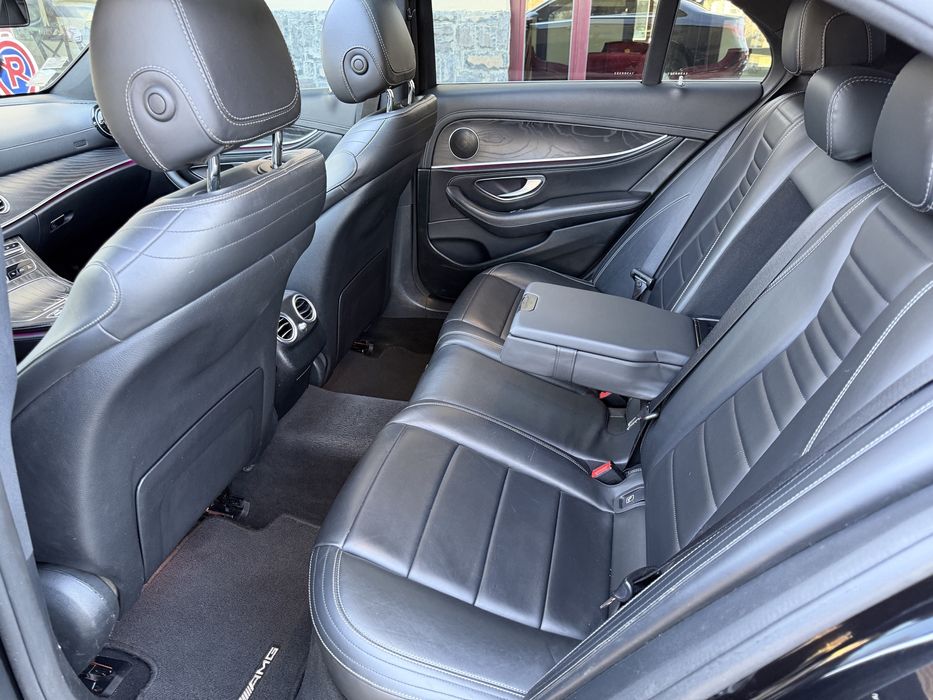 Mercedes E 220 Pak AMG  2019