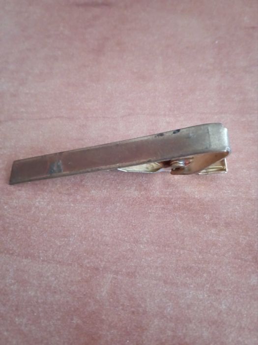 щипки за вратовръзка