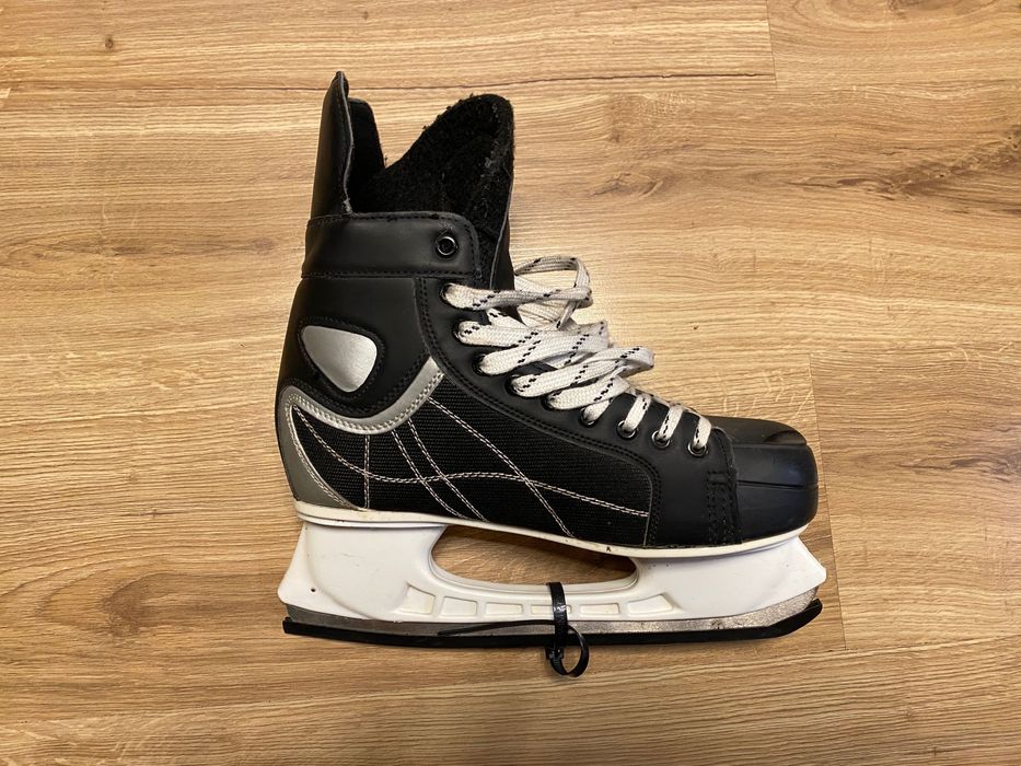 Patine barbati 44
