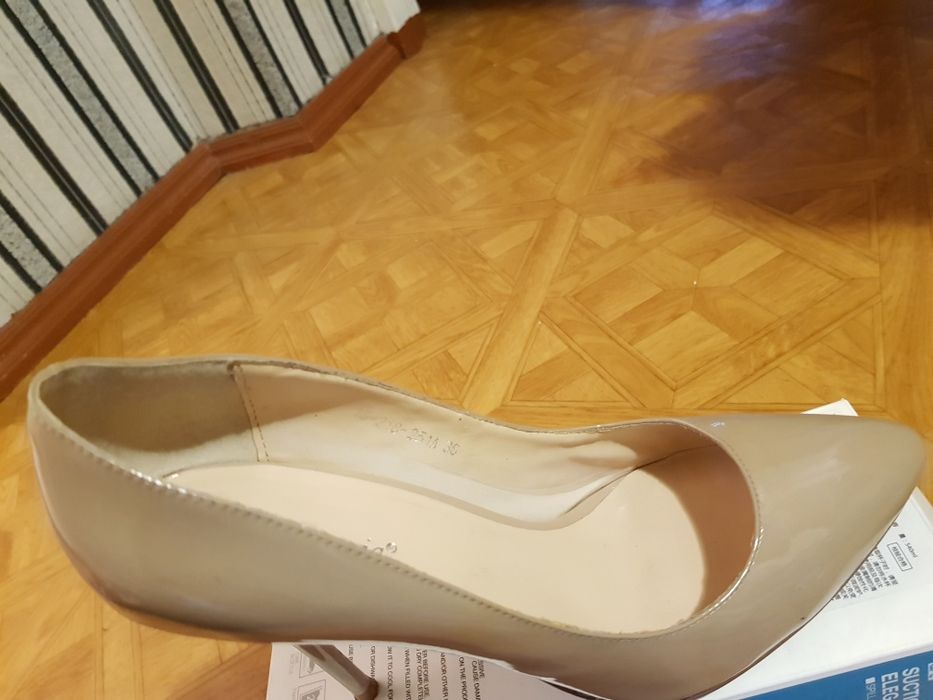 Туфли Djovannia.