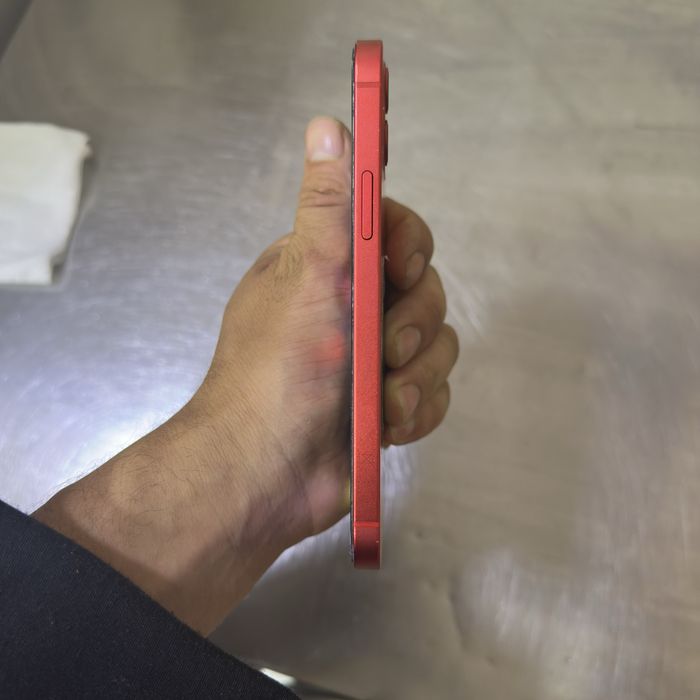 Iphone 12.