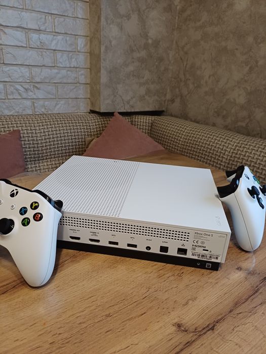 Xbox one s на 1 tb