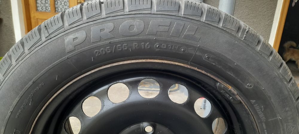 Anvelope de iarna 205/55 R16