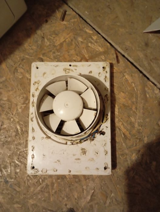 Продам вентилятор на вытяжку