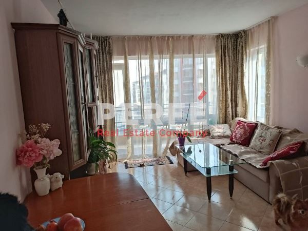 Продава се Двустаен апартамент в к.к. Слънчев бряг - 60 кв.м за 1050 €/кв.м - Снимка #1