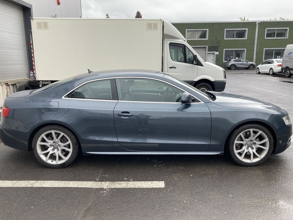 Audi A5 Vopsita integral in 2015 si tinuta in garaj de atunci