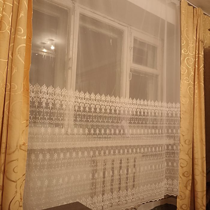 Продам шторы и тюль.