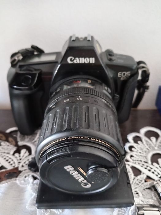 Canon eos 650 ..
