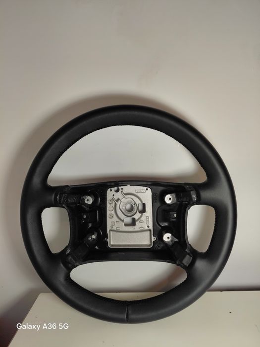 Тапициране на волани