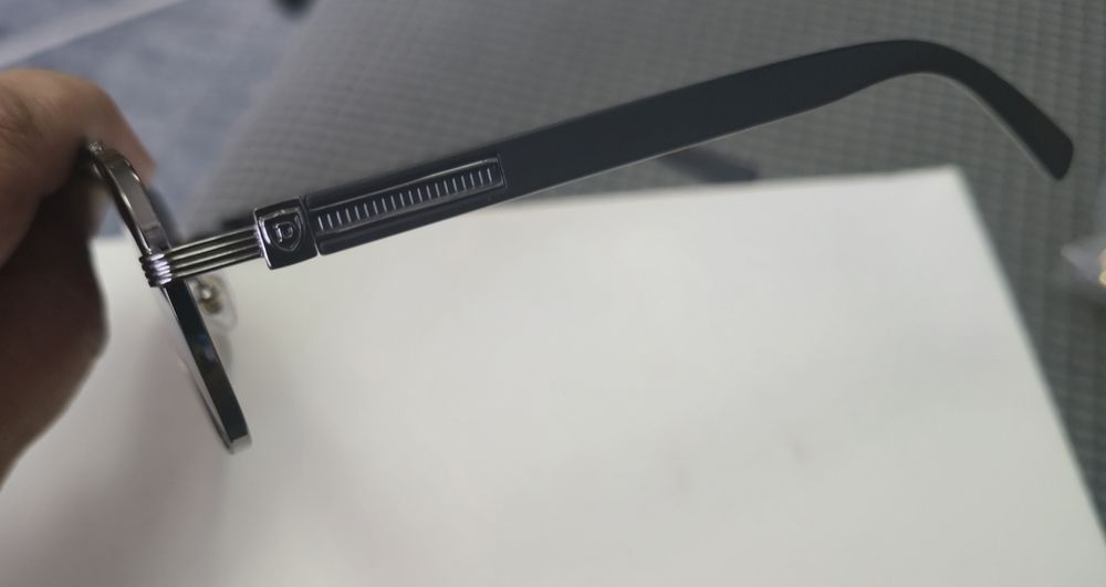 Ochelari de soare Dita rama neagra. Transport Gratuit