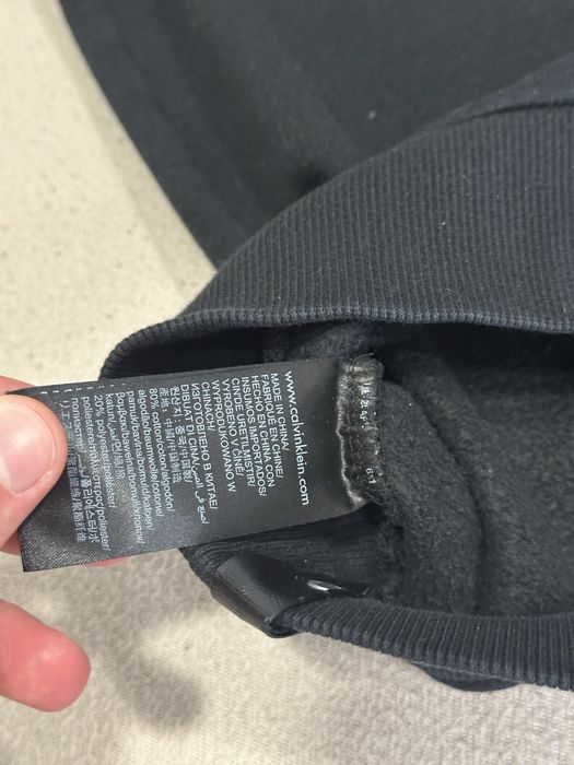 Тъмно син суичър Calvin Klein Jeans