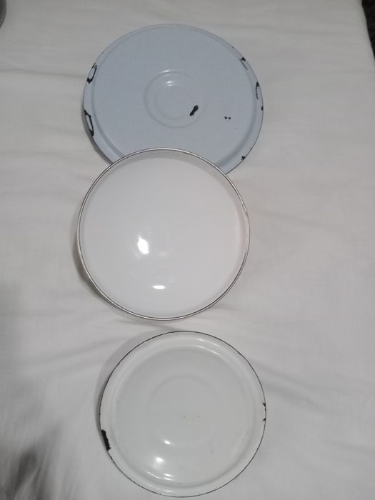 Крышки для кастрюль,баков,бидонов разные