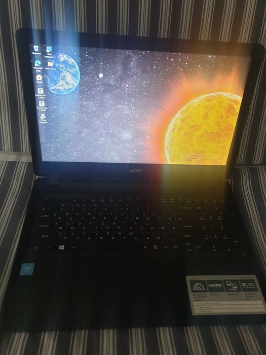Продам ноутбук aser в идеальном состояние