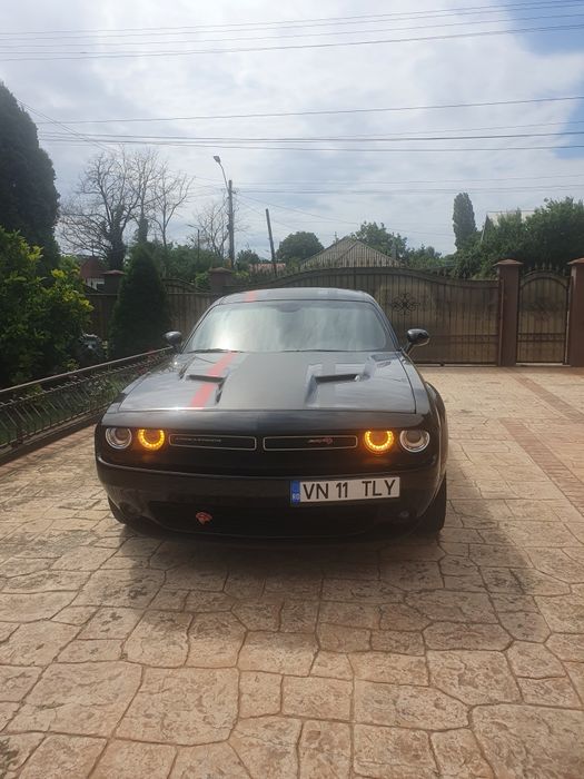 Dodge challenger