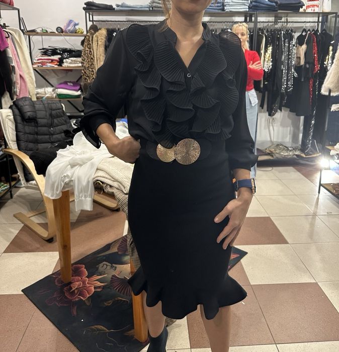 Пола с висока талия и риза