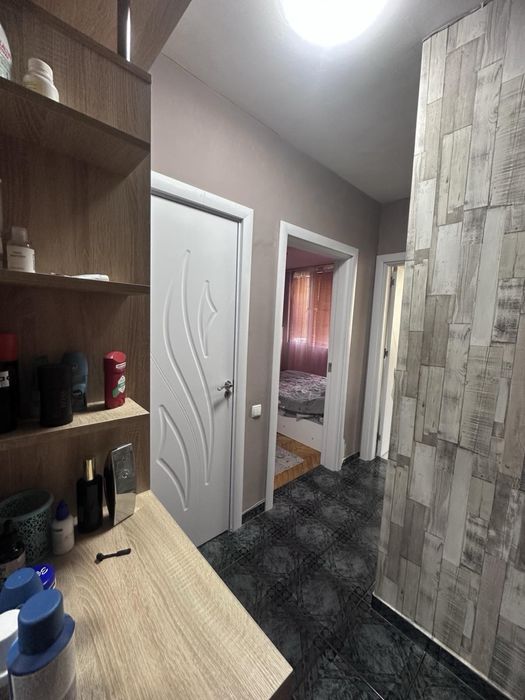 Продава се Тристаен апартамент в Варна, Автогара - 67 кв.м за 2687 €/кв.м - Снимка #4