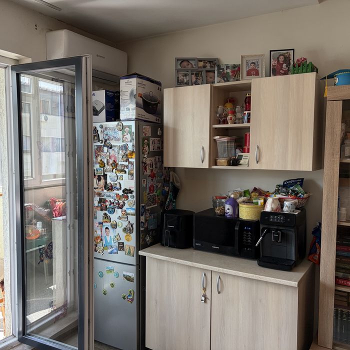 Apartament cu 2 camere de vanzare.