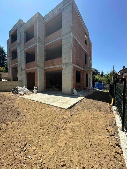 Продава се Къща в София, Дружба 2 - 203 кв.м за 1577 €/кв.м - Снимка #18