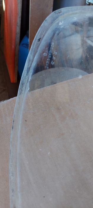 Автостёкла для советских автомобилей,разные от легковых до грузовых.