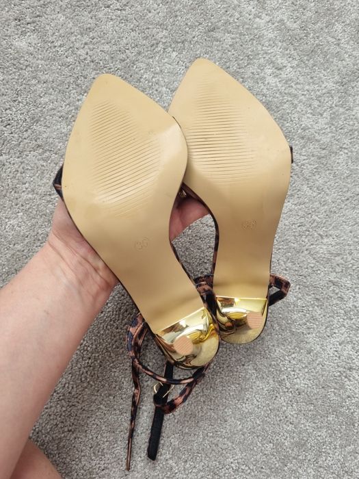 Sandale masura 36